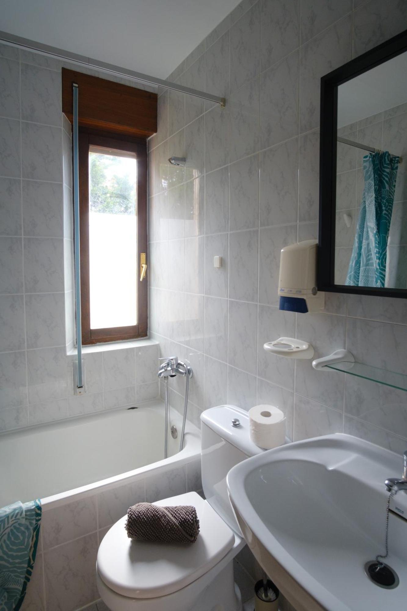 Liquid Surfhouse Hostel Langre  Εξωτερικό φωτογραφία