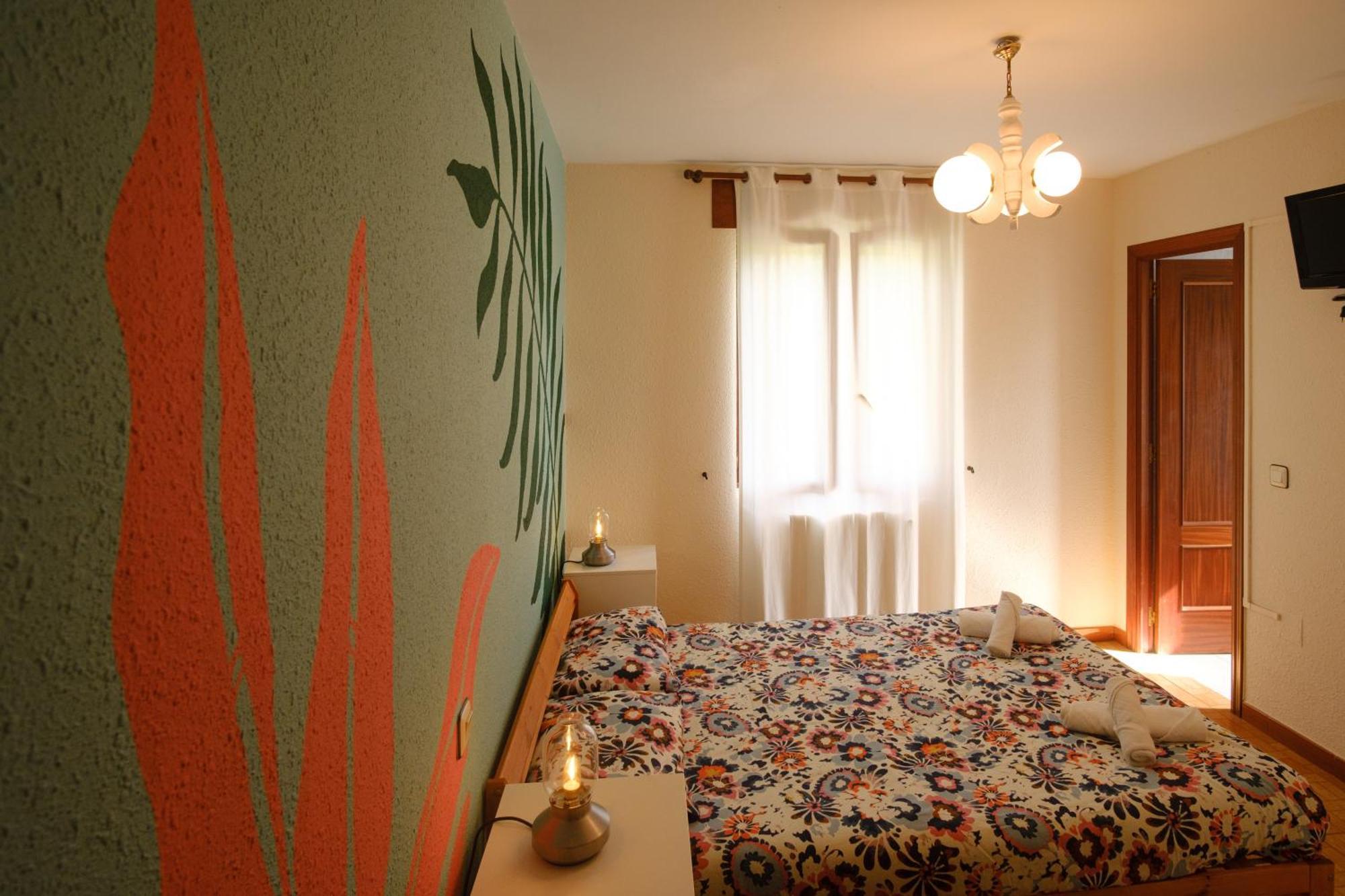 Liquid Surfhouse Hostel Langre  Δωμάτιο φωτογραφία